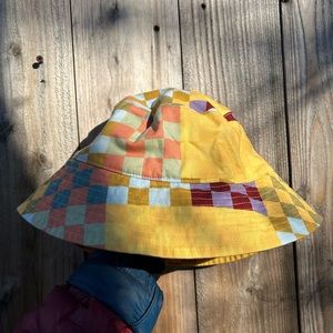 Baggu bucket hat